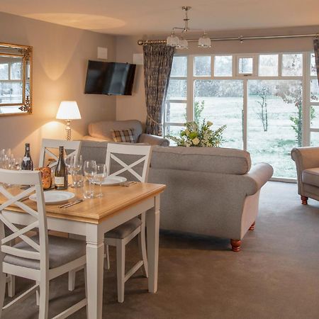 The Lodges At Kilkea Castle エクステリア 写真
